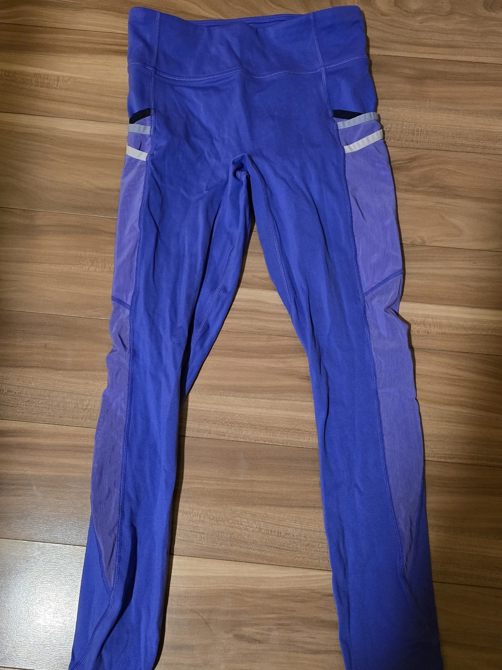 Fabletics Trinity 365 Motion Mid Rise 7/8 Legging